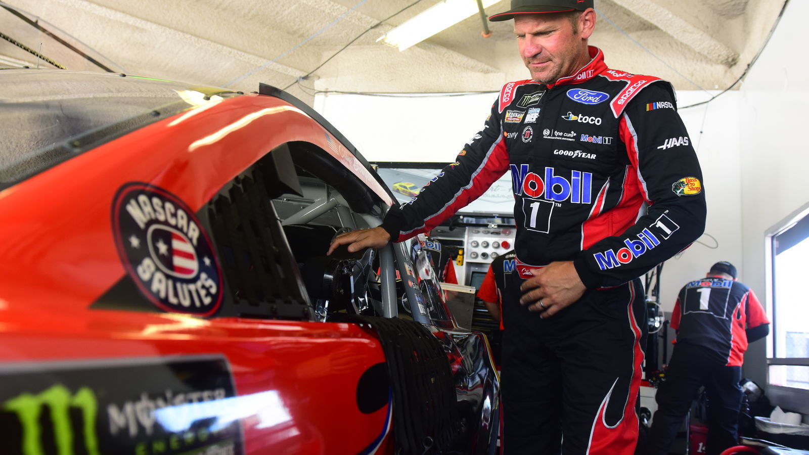 Clint Bowyer frustrated with Austin Dillon after 